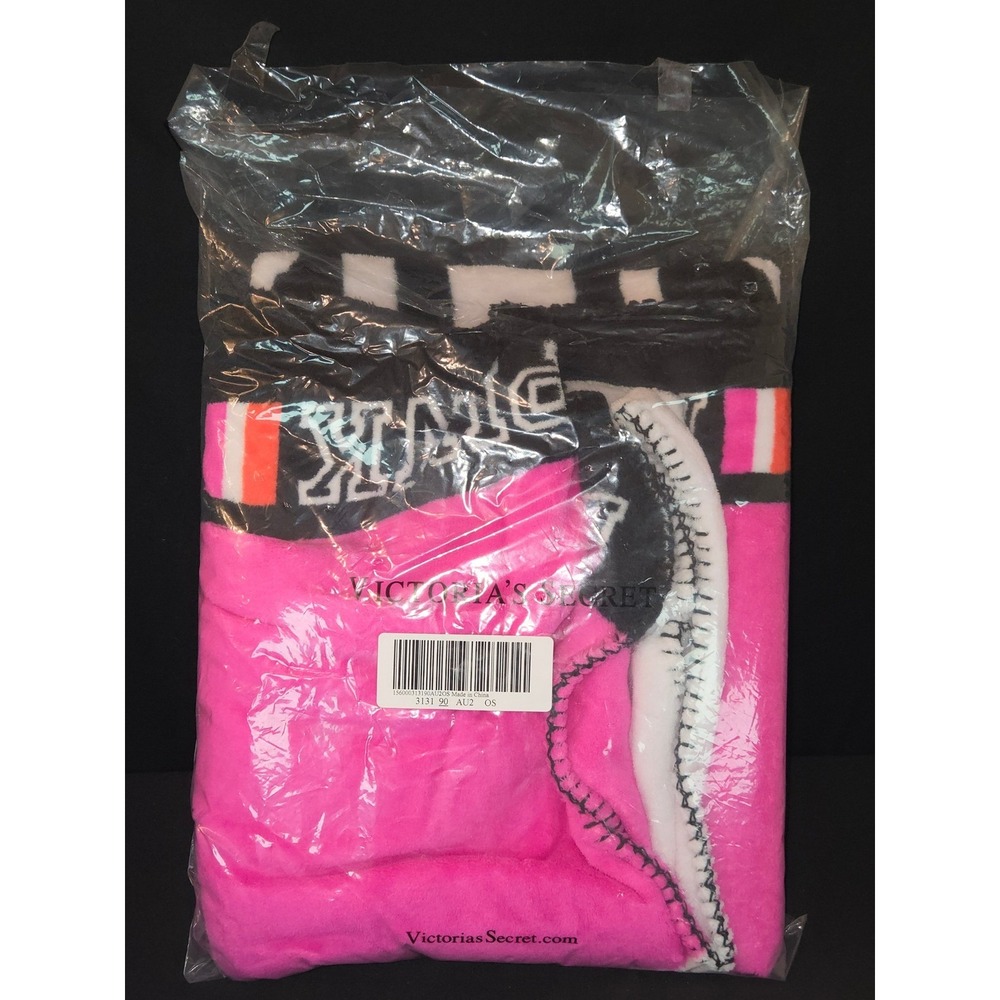 Victoria's Secret PINK Plush Sherpa Throw Blanket Black White Pink Logo  50 X 60